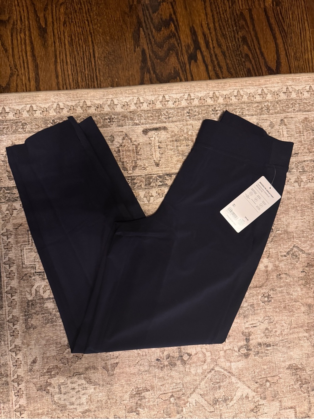 Athleta Women’s Navy Brooklyn Ankle Pant